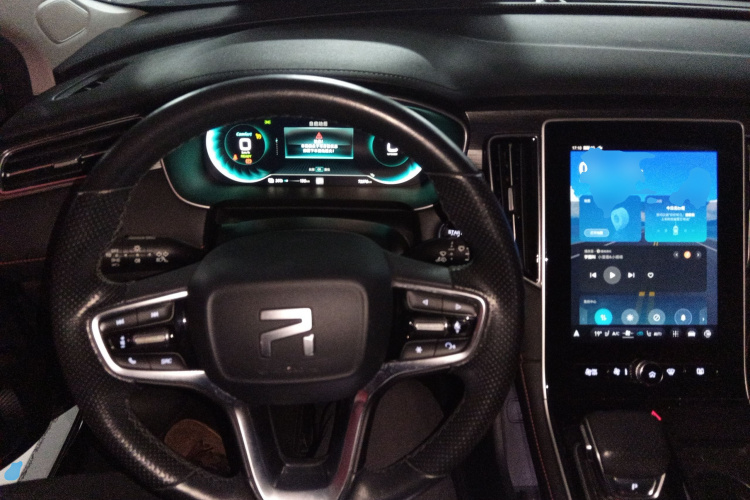 飞凡汽车 飞凡ER6 2021款 新动版 620km 智享版局部细节13