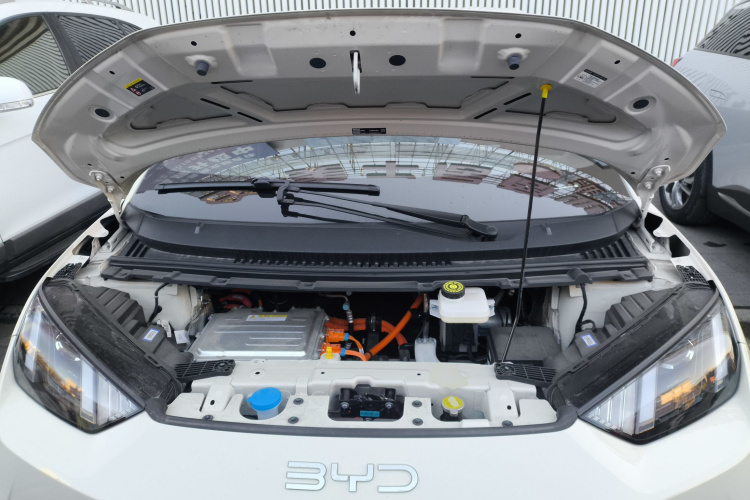 比亚迪 海鸥 2025款 智驾版 305km 活力版机舱底盘24