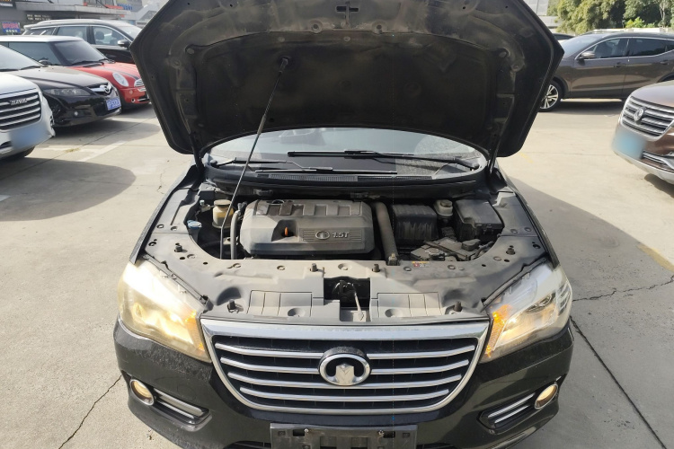 长城C50 2014款 升级版 1.5T 手动精英型机舱底盘24