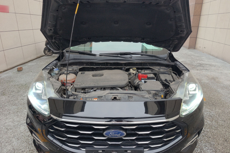 福特 锐际 2020款 EcoBoost 245 四驱悦享款机舱底盘24