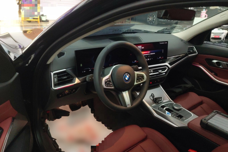 宝马i3 2024款 eDrive 40 L 曜夜套装中控内饰12