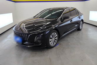 红旗E-QM5 2022款 431km 充电乐享版