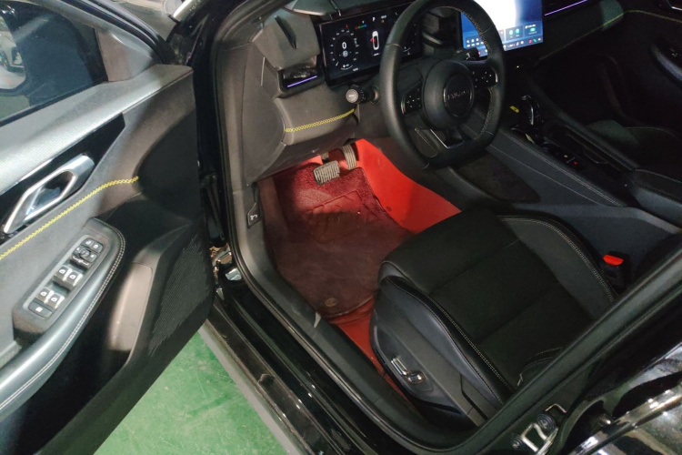 领克03 2023款 1.5TD DCT劲Pro中控内饰20