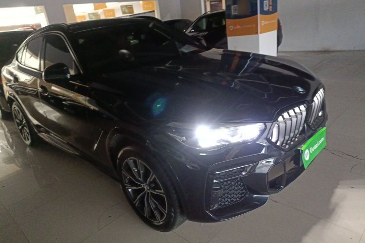 宝马X6 2022款 改款 xDrive30i M运动套装车身外观3