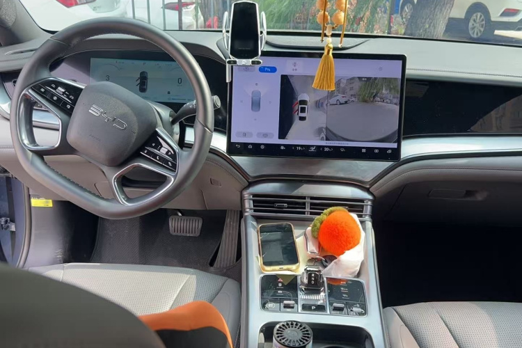 比亚迪 海豹 2024款 荣耀版 DM-i 1.5L 121km 豪华型中控内饰7002