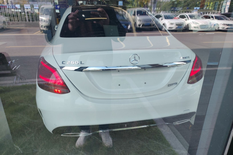 奔驰C级 2019款 C 260 L 4MATIC 运动版车身外观6004