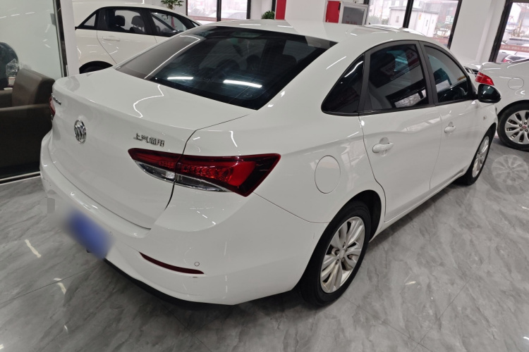 别克 英朗 2021款 改款 典范 1.5L 自动精英型车身外观7