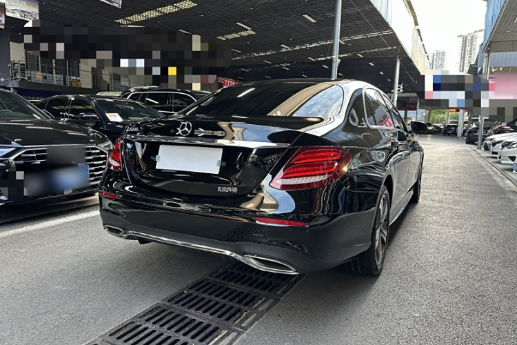 奔驰E级 2018款 改款 E 200 L 运动型车身外观6002