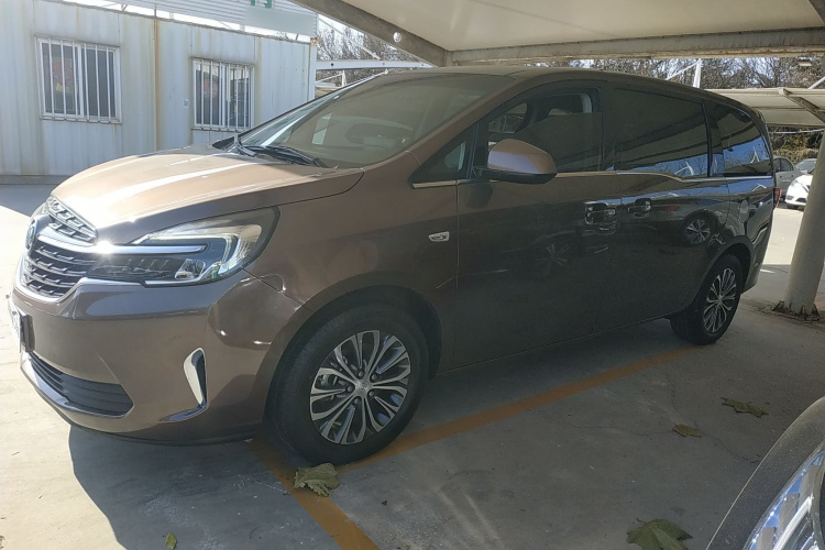 别克GL8 2021款 陆上公务舱 652T 舒适型车身外观6003