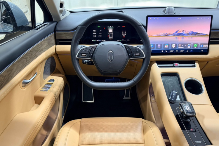 鸿蒙智行 问界M5 2022款 增程四驱旗舰版局部细节13