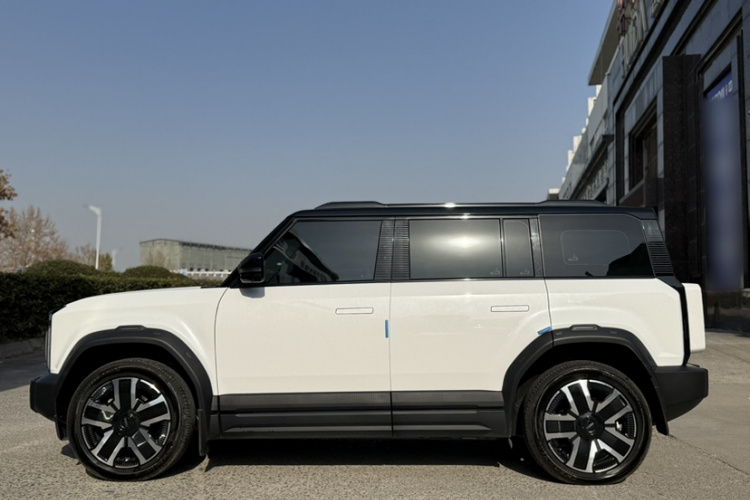 奇瑞iCAR 03 2024款 472km 四驱长续航版车身外观6005