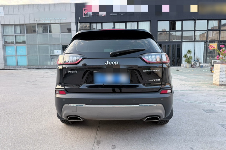 Jeep 自由光 2019款 2.0T 两驱智享版 国V车身外观6002