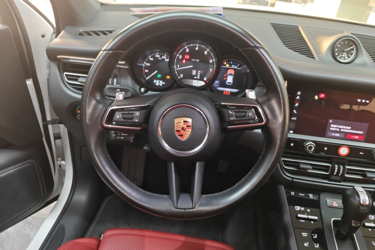 保时捷 2023款 Macan 2.0T中控内饰13