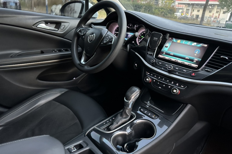 别克 威朗 2019款 三厢 20T 双离合豪华型车身外观6008