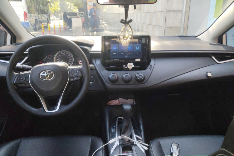 丰田 卡罗拉 2021款 1.2T S-CVT先锋PLUS版中控内饰12