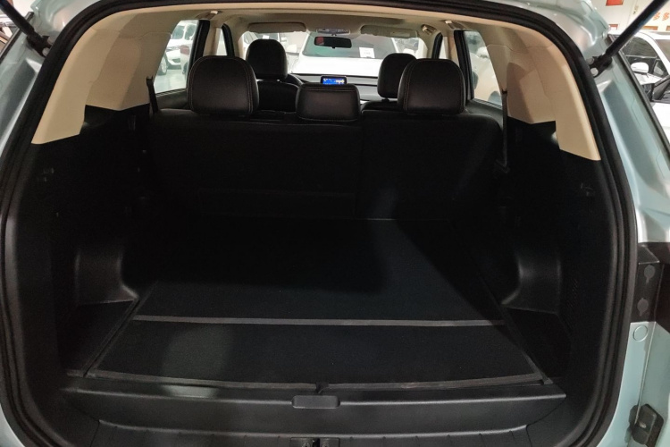 东风风光 风光S560 2018款 1.8L 手动舒适型 5座 国V机舱底盘23