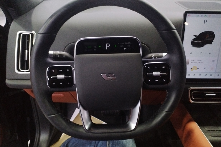 理想汽车 理想L7 2024款 Pro中控内饰13