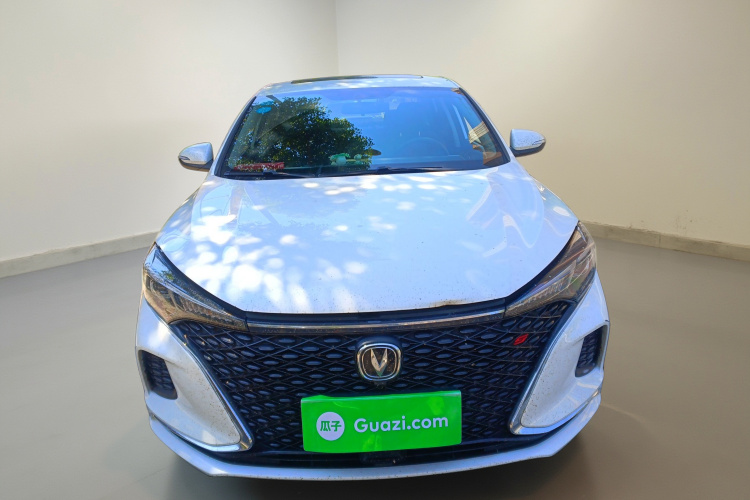 长安 逸动 2020款 PLUS 蓝鲸NE 1.4T GDI DCT尊贵型车身外观2