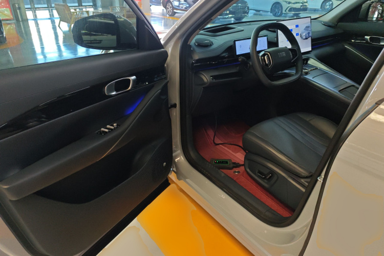 吉利银河 银河E5 2024款 530km 星舰版中控内饰7003