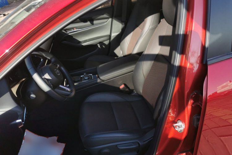 马自达3 昂克赛拉 2020款 2.0L 自动质雅版中控内饰19