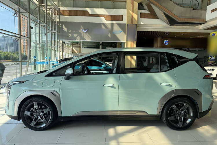 埃安 AION Y 2022款 Plus 70 科技版车身外观6001