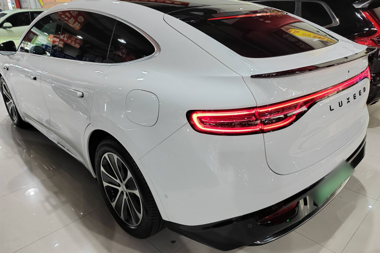 鸿蒙智行 智界R7 2024款 纯电 802km Max车身外观6002