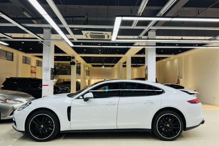 保时捷 2019款 Panamera 2.9T车身外观6003