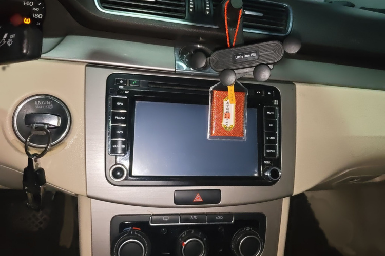 大众 迈腾 2013款 1.8TSI 领先型局部细节16