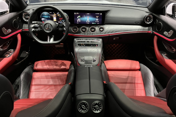 奔驰E级(进口) 2023款 E 260 轿跑车中控内饰7006