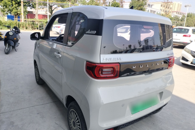 五菱汽车 宏光MINIEV 2021款 马卡龙臻享款 磷酸铁锂车身外观6003