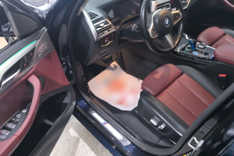 宝马iX3 2022款 创领型中控内饰7002