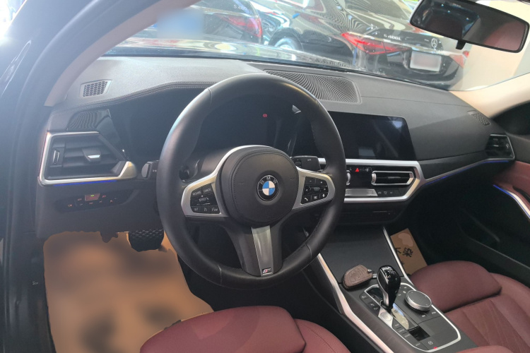 宝马3系 2022款 改款 325i M运动套装中控内饰12