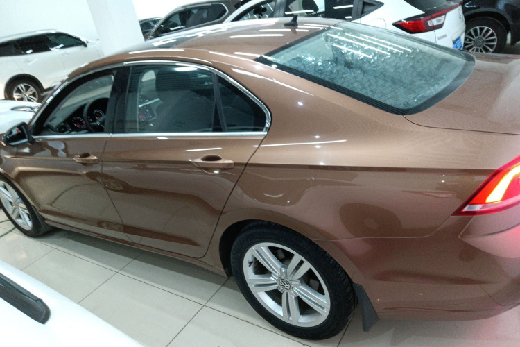 大众 凌渡 2017款 280TSI DSG舒适版车身外观4