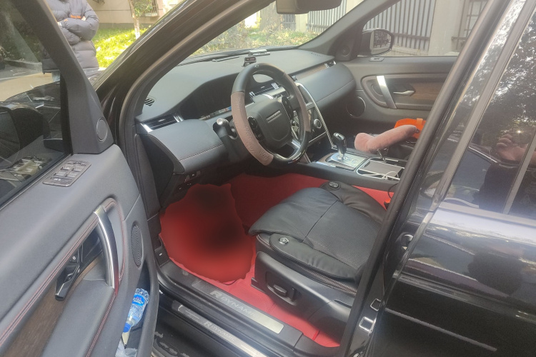 路虎 发现运动版 2020款 249PS R-Dynamic 性能版中控内饰20