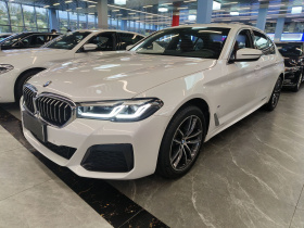 宝马5系 2022款 改款二 525Li M运动套装