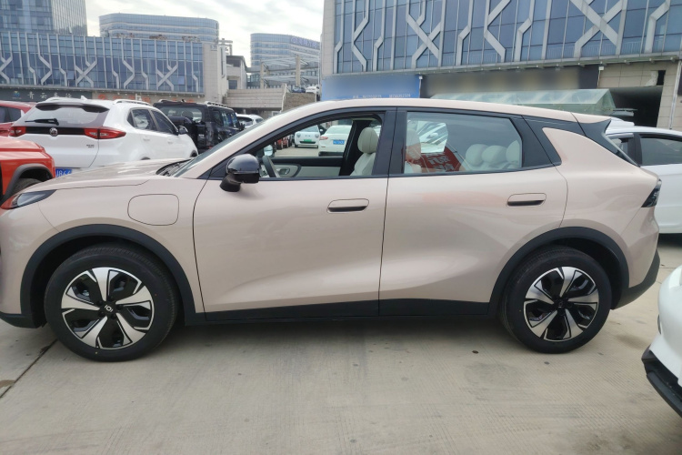 长安启源Q05 2026款 506Max车身外观4