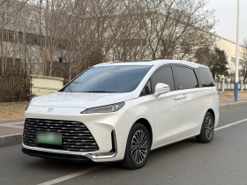 别克GL8新能源 2025款 陆尚 尊享版 7座