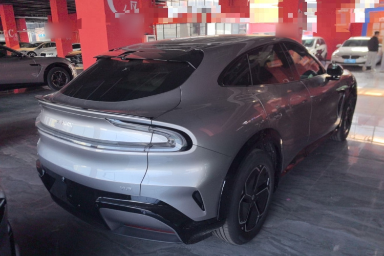 小米汽车 小米YU7 2025款 超长续航后驱版车身外观6005