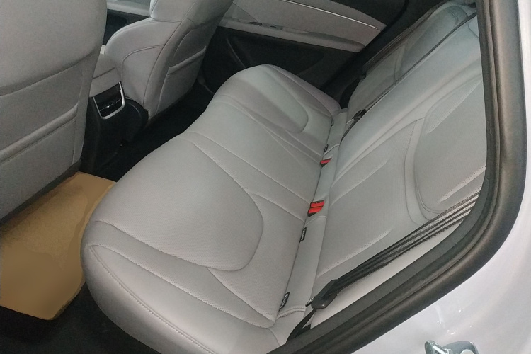 小鹏MONA M03 2025款 502 长续航 Max中控内饰21