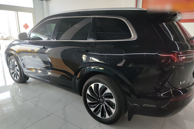 鸿蒙智行 问界M7 2024款 1.5T 后驱Plus版 6座车身外观4