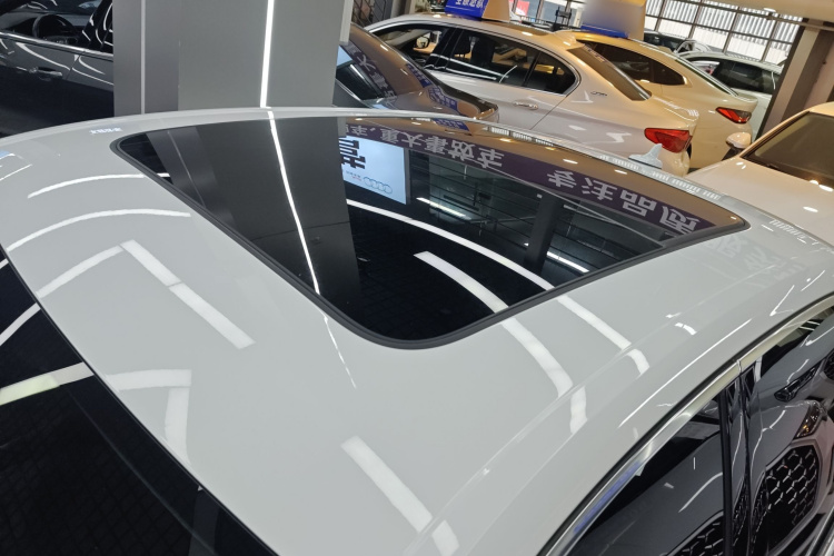 奥迪A4L 2019款 40 TFSI 时尚型 国VI局部细节57