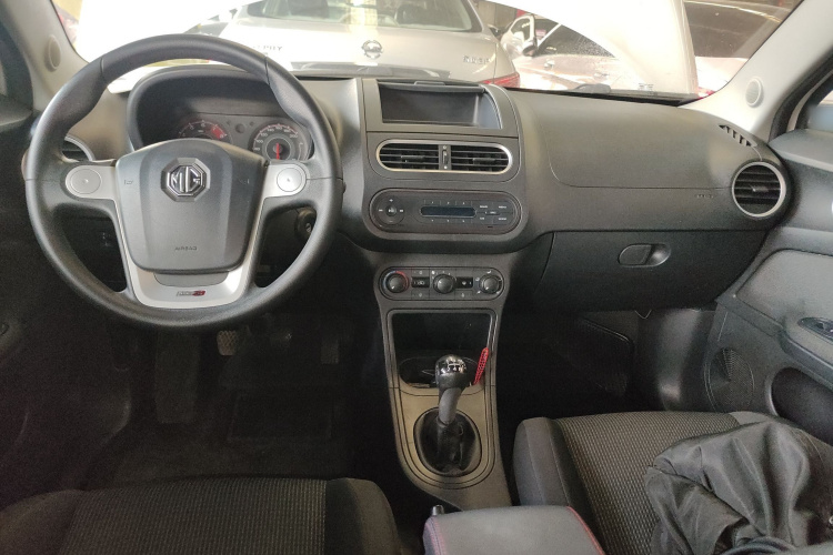 名爵3 2016款 1.3L 手动舒适版中控内饰7002