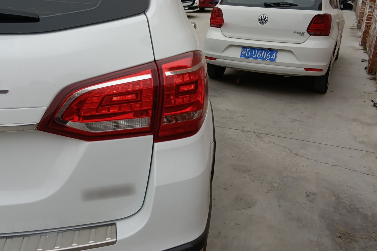 哈弗H6 2019款 运动版 1.5T 自动两驱精英型 国VI车身外观6006