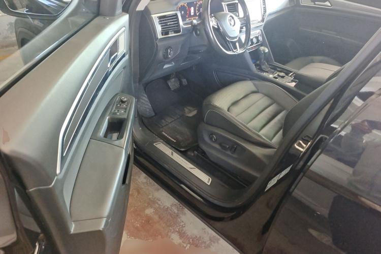 大众 途昂 2019款 380TSI 四驱豪华版 国V中控内饰7003