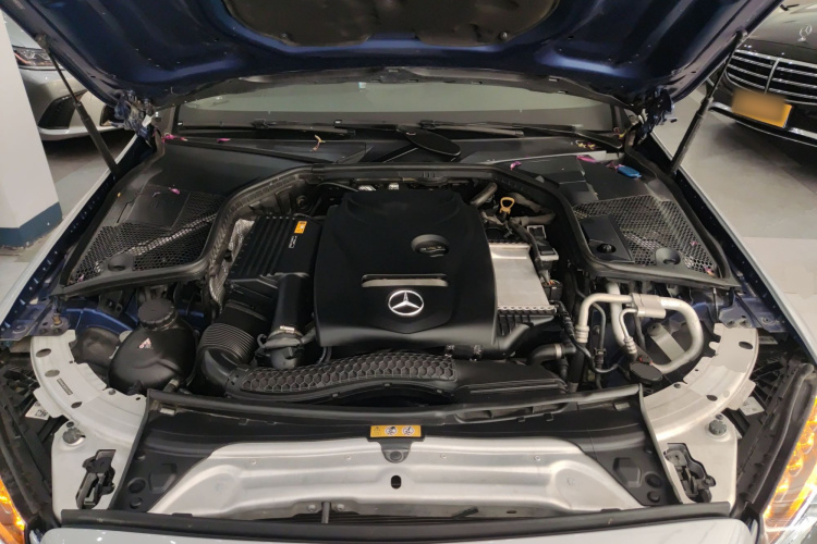 奔驰C级(进口) 2018款 C 200 轿跑车局部细节24