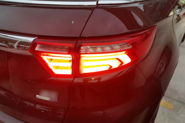 福特 领界 2019款 EcoBoost 145 CVT尊领型PLUS 国V车身外观6006