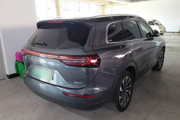 鸿蒙智行 问界M7 2022款 1.5T 四驱豪华版车身外观7