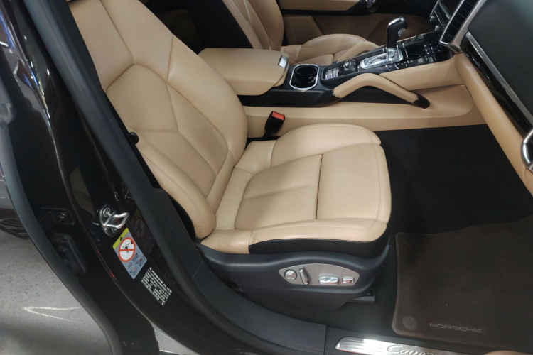 保时捷 2015款 Cayenne 3.0T局部细节41