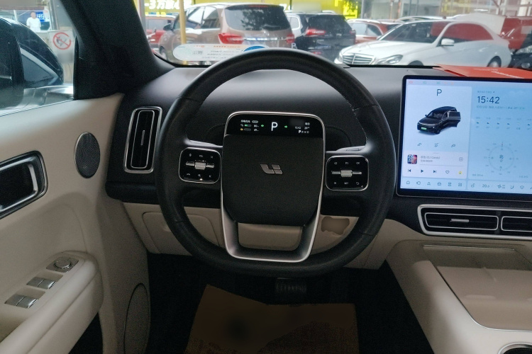 理想汽车 理想L9 2023款 Pro中控内饰13