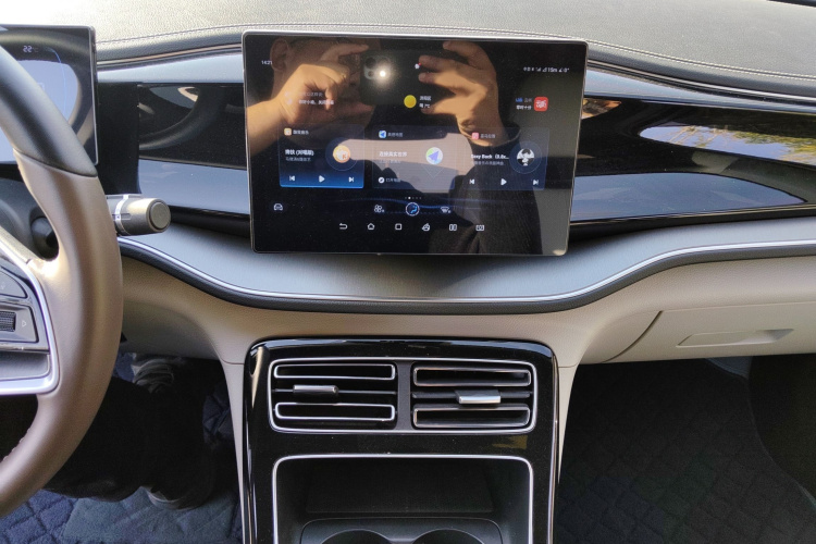 比亚迪 秦PLUS 2023款 冠军版 EV 420KM超越型局部细节16